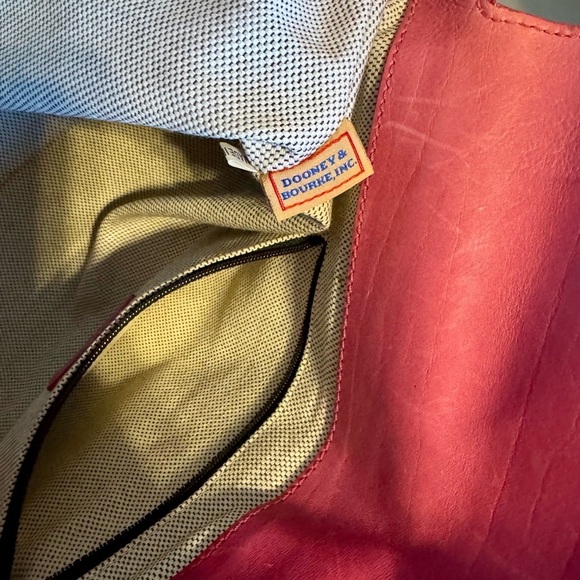 Black Leather Dooney and Bourke Women's Bag with bright pink Heart Accents - Picture 10 of 10